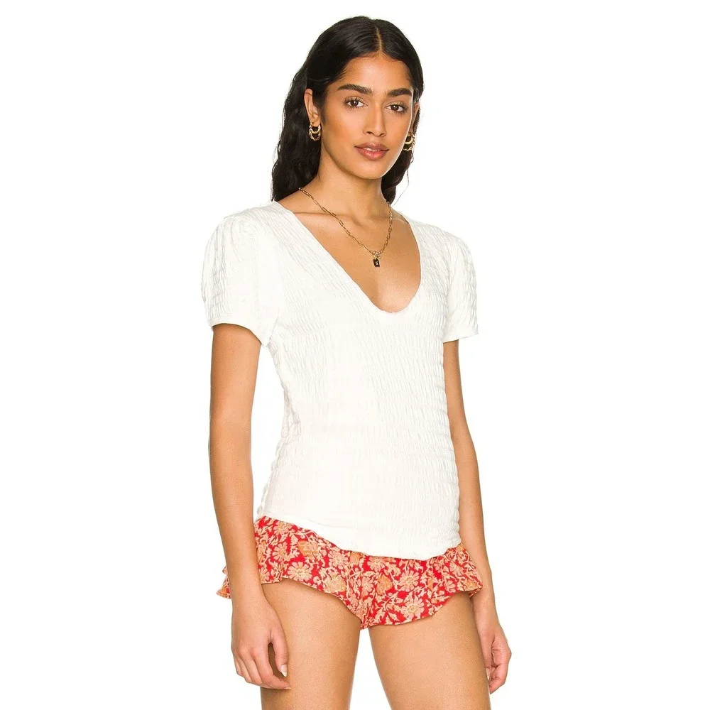 30 M Free People NWT Sugar Cube Crinkle Fabric Short Sleeve Tee Optic White Smal - Picture 1 of 12
